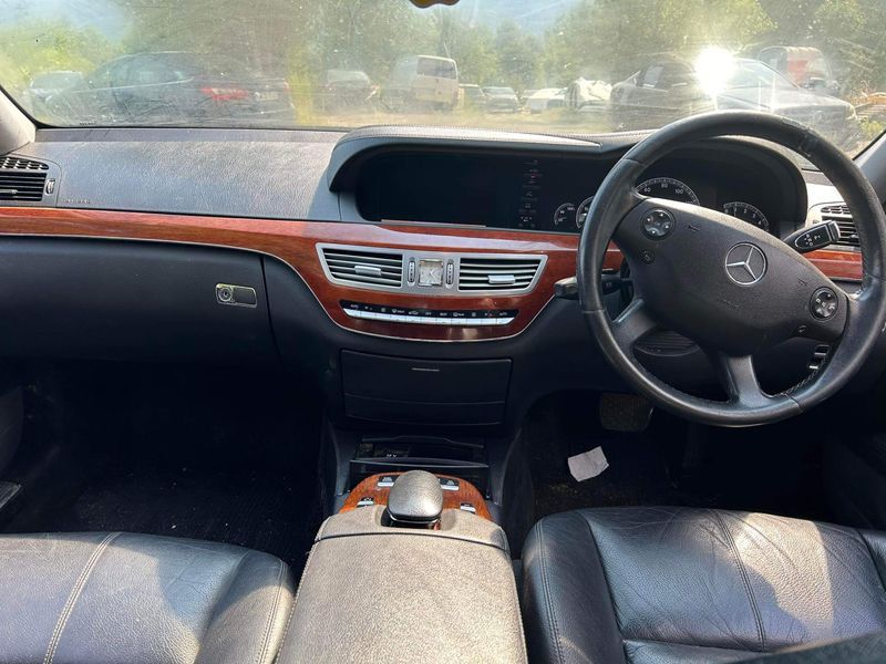 Mercedes W221 S320CDI Long НА ЧАСТИ