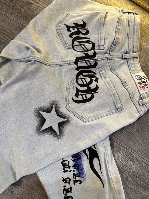 Продам женские джинсы