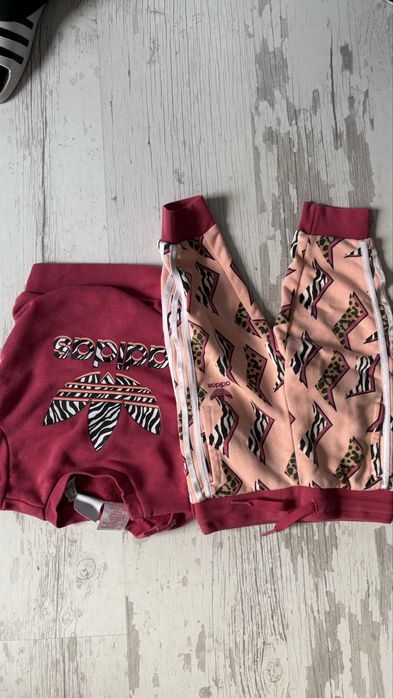Детски комплект Adidas за момиче 80