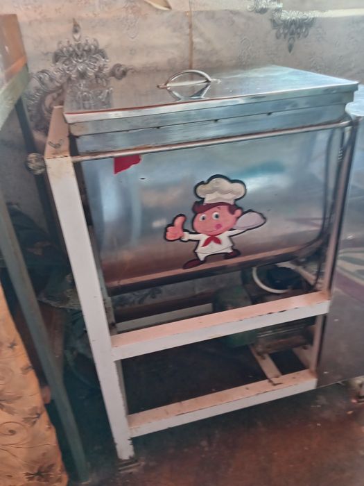 Продам тесто мешалку