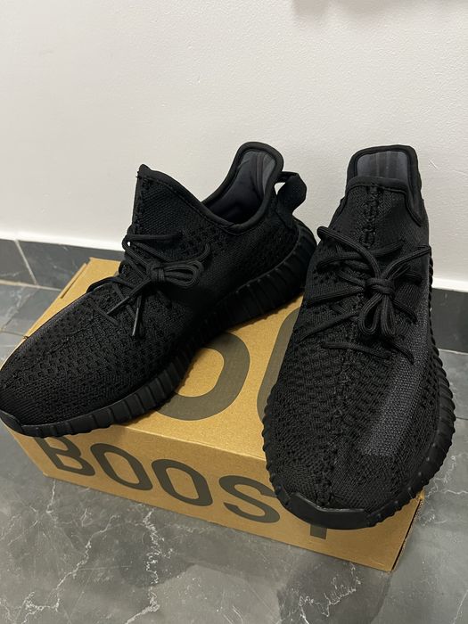 Yeezy 350 Onyx - Negru