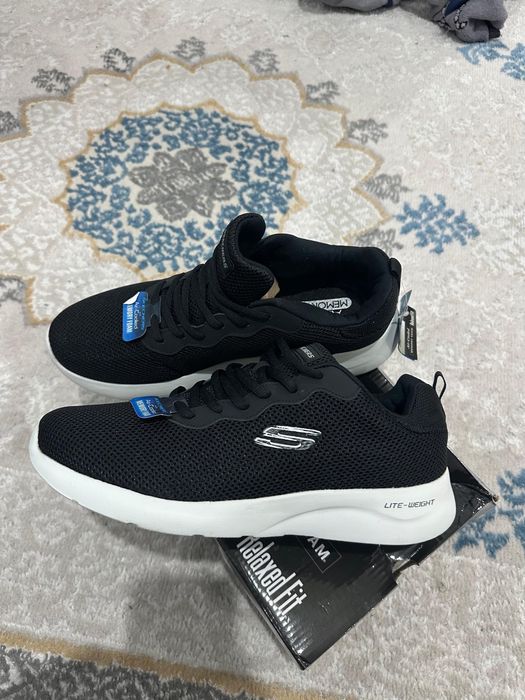 Skecehers новые мужские 43р.