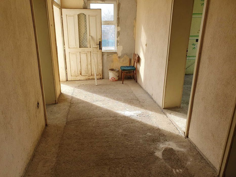 Продава се Къща в Казанлък - 80 кв.м за 542 €/кв.м - Снимка #1