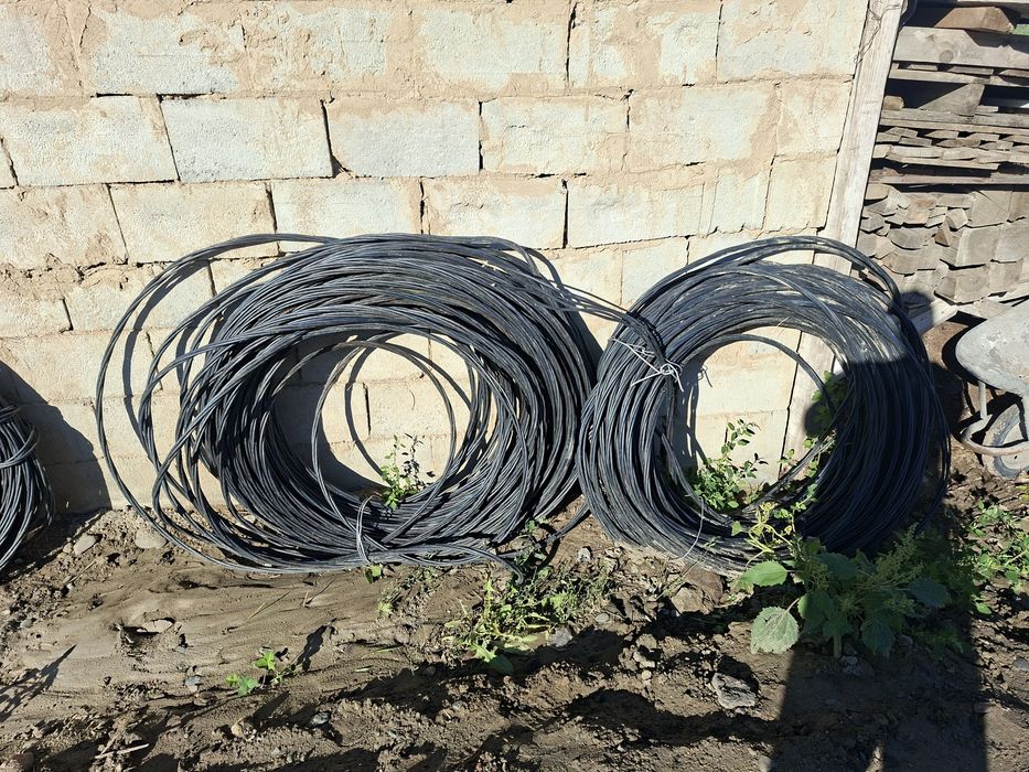 Кольцо 1.5 метр .Стольбы и лоток ..сиб кабель и битум