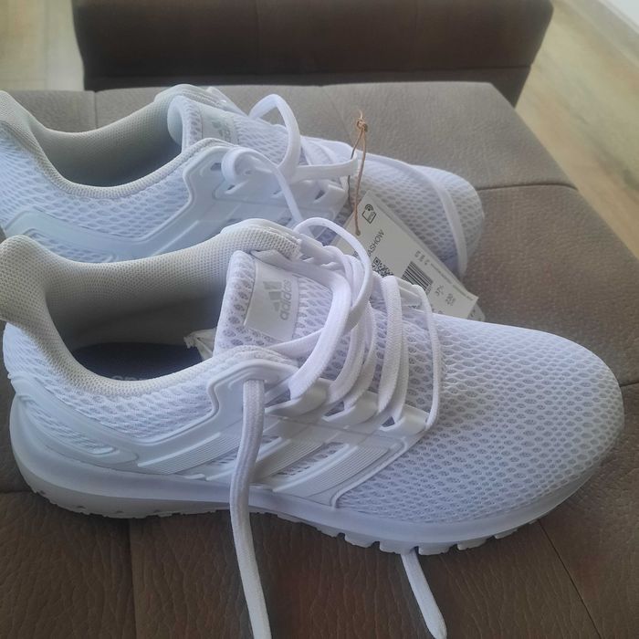 Маратонки Адидас