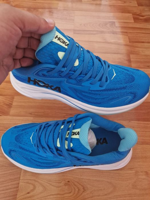 Adidași Hoka Clifton 10