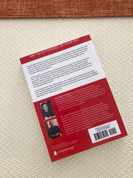 Книга на английском, Boundaries