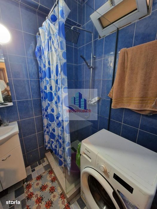 Apartament cu 1camera de vanzare, cu centrala proprie pe gaz in Iosia.