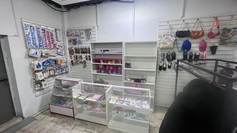 шкафы для магазина срочно