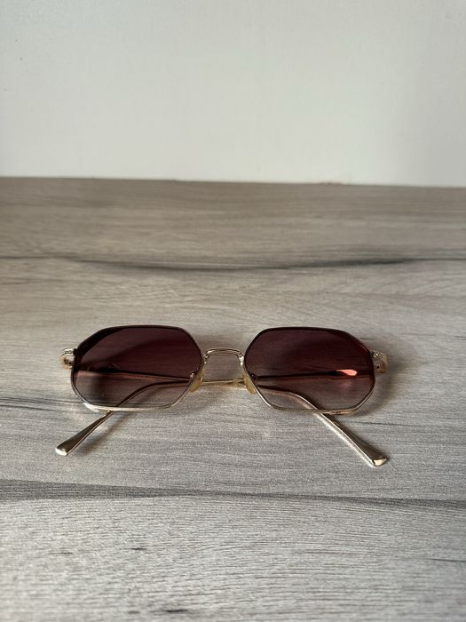 Очки арзон нархда донаси 40,000 келиштириб бераман