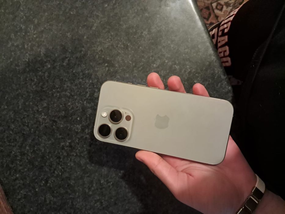 Vand iphone 15 pro