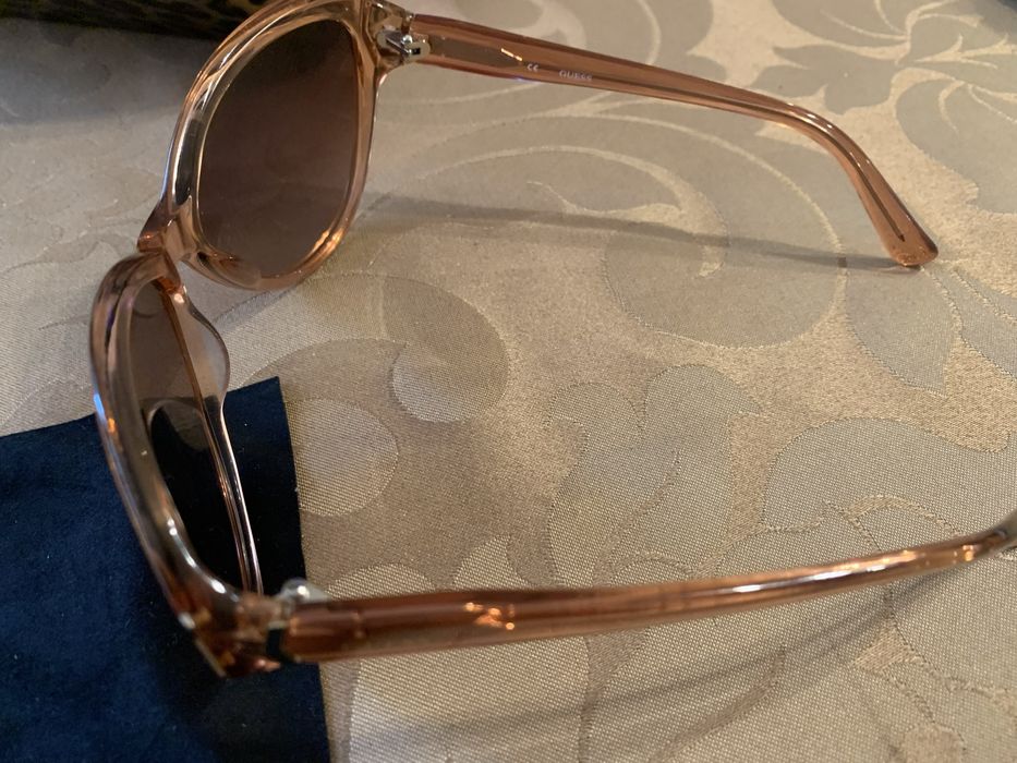 Женски очила GUESS