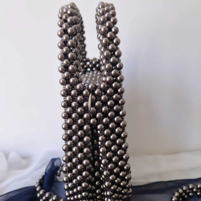 Дамска чанта от мъниста