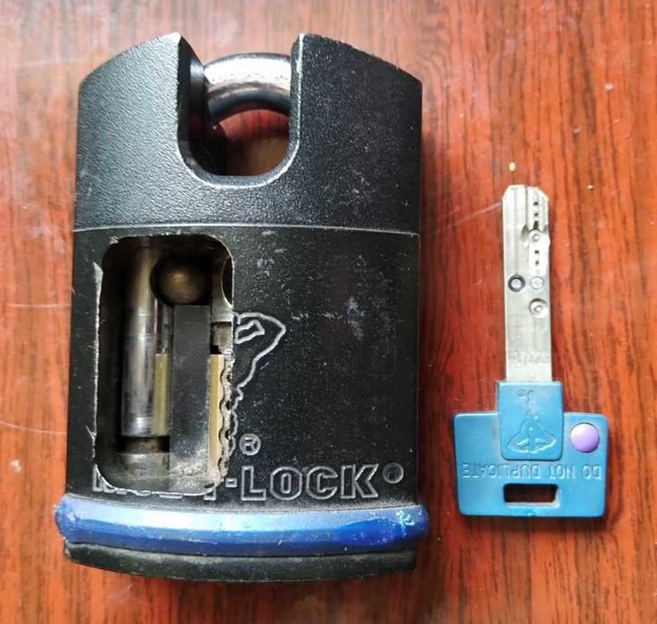 Замок Мультилок Multi-Lock