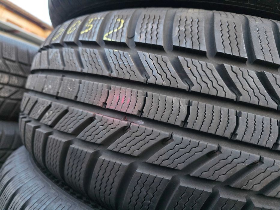 4бр Зимни гуми 235 65 17 - Continental