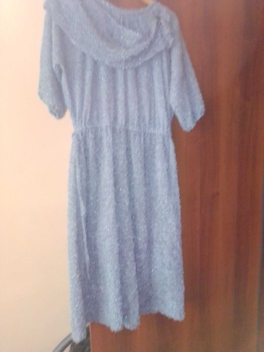 Рокля за официални поводи