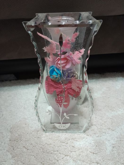 Ваза и картина Дряновски манастир