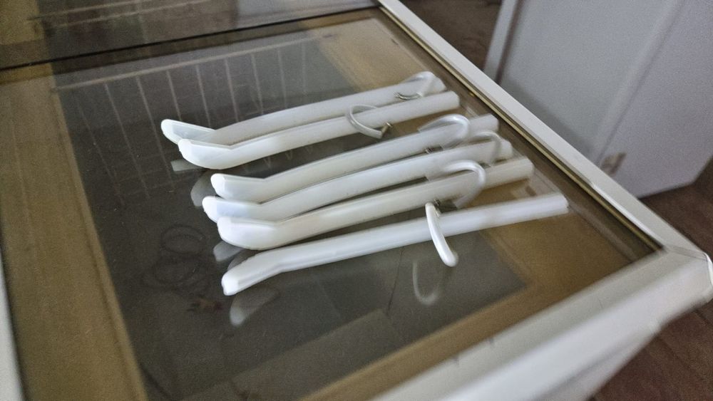 Продам чехлы на коньки