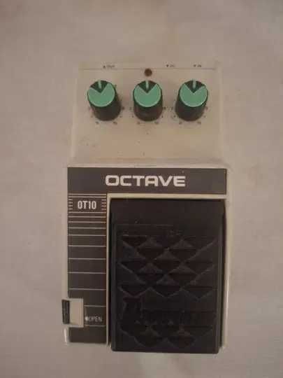 Ibanez octaver OK10