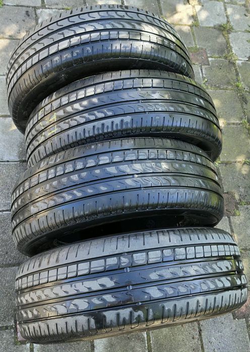 205/55/16 vara Continental si 205/60/16 vara Pirelli