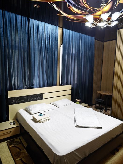 Mexmonxona bez zaks 24/7 Kunlik xona ijara Xotel Xostel Gastinsa