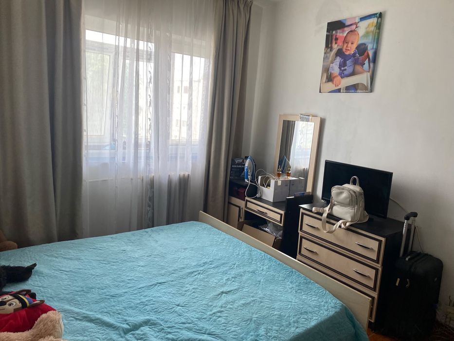 Vand apartament 3 camere cernavoda columbia