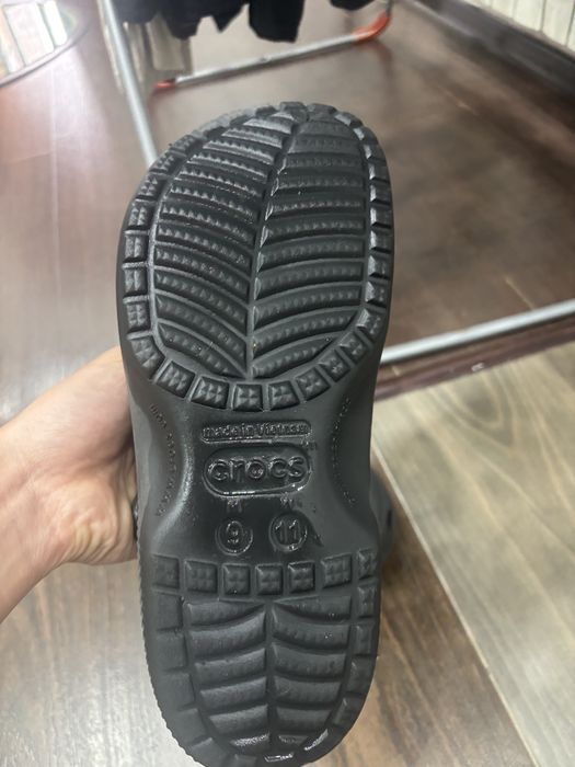 Продам crocs 41-42 размера