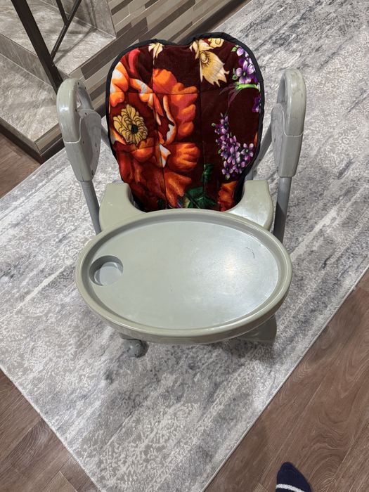 Продам стульчик для кормления