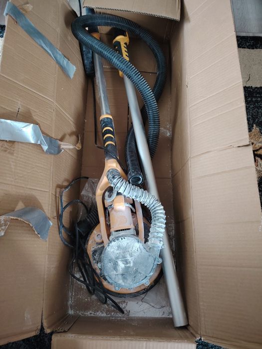 Срочно продам шлифовальная машинка