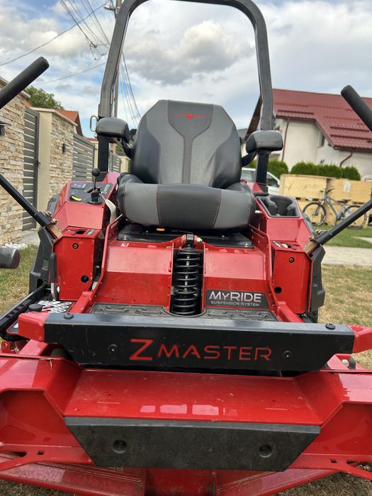 Tractor/Echipament de tuns iarba Toro Z Master 4000 Series (PRO)