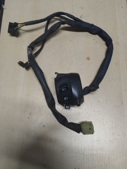 Comanda bloc lumini partea stângă pentru Yamaha xj6 model 2009-2012