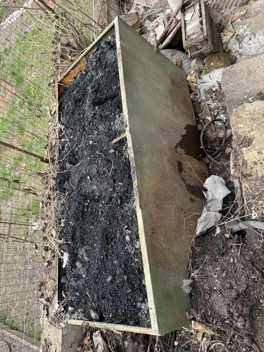 Уголь старый срочно