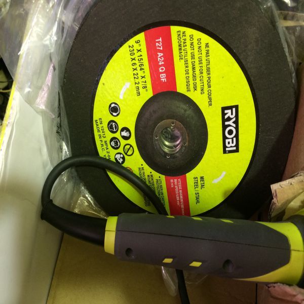 Ryobi EAG2000RS Polizor unghiular