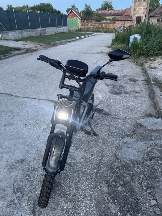 Продавам електеически мотор