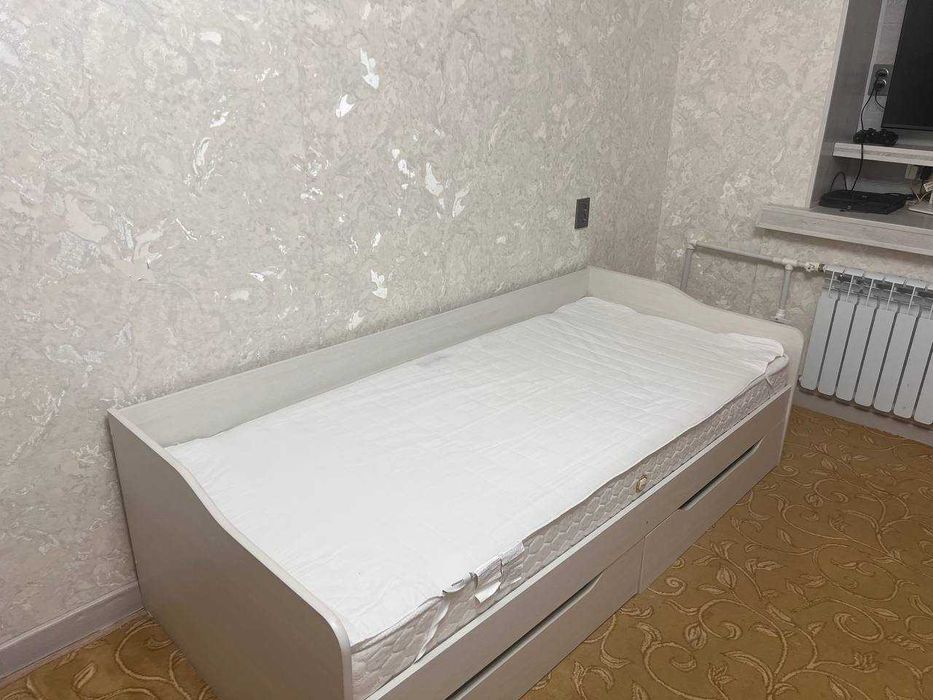 Продаётся срочно кровать