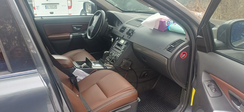 VOLVO  XC90 4X4 Platinium Edition 7 locuri