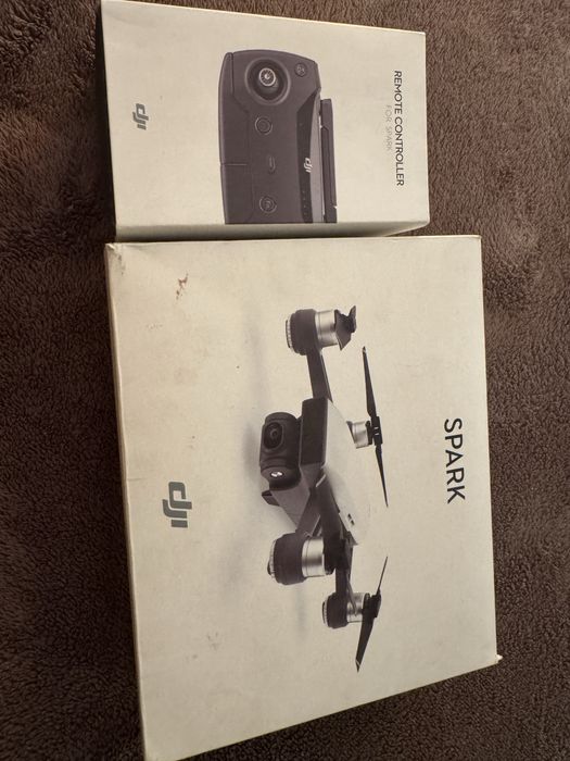 Продам  дрон Dji spark