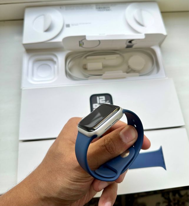 Iwatch se silver