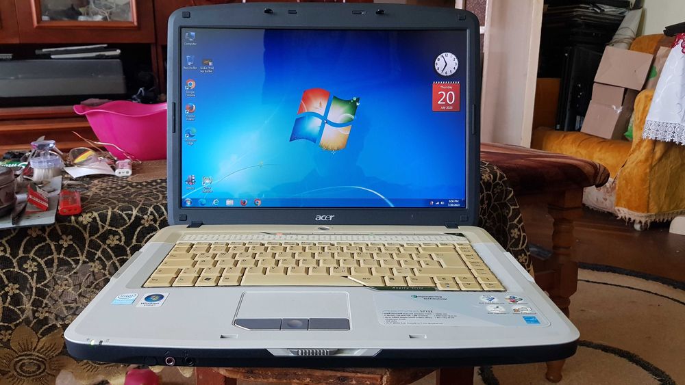 Laptopuri super,instalate,gaming,filme,youtube ,promotie