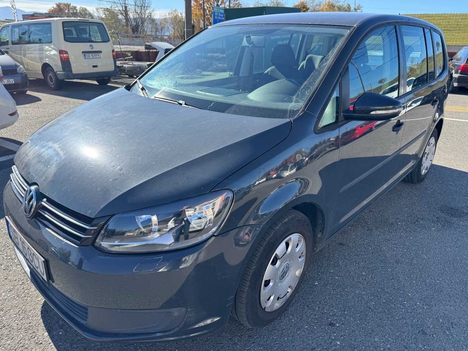 Volkswagen Touran 7 locuri 1.2 TSI BlueMotion fabr 2014