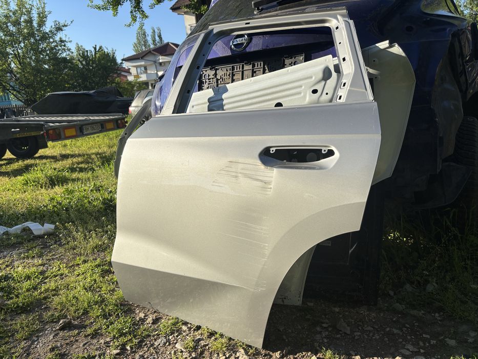 Врата BMW X1 U11