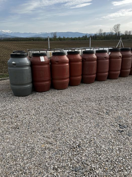 Бидони, резервоари , бидони 220 л. 45 лв