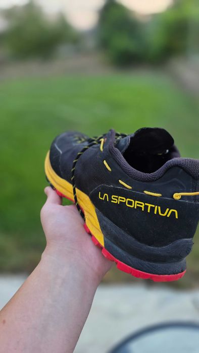 Обувки La Sportiva TX Guide