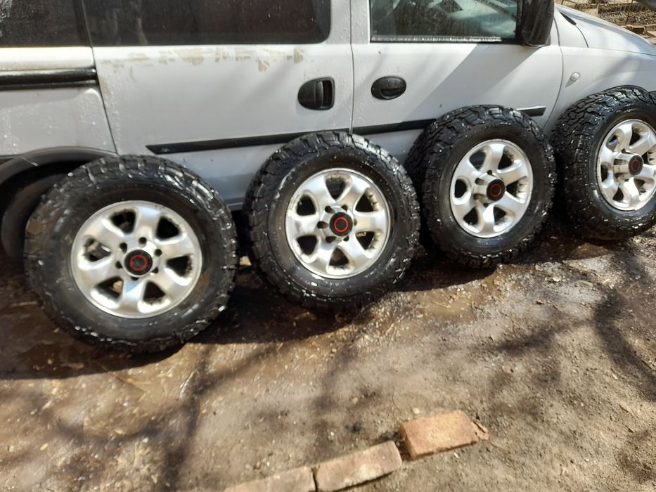Jante din aliaj pe 16 4 bucăți și 4 pe 17