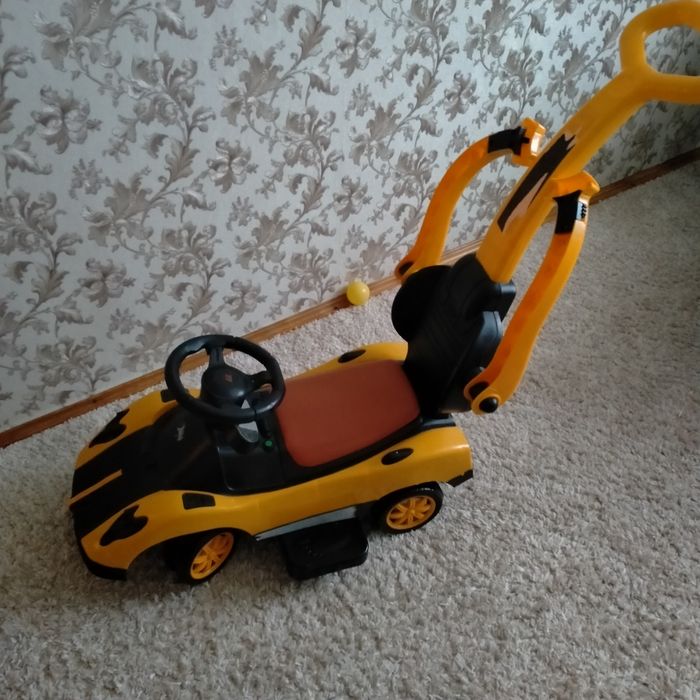 Машина для малышей