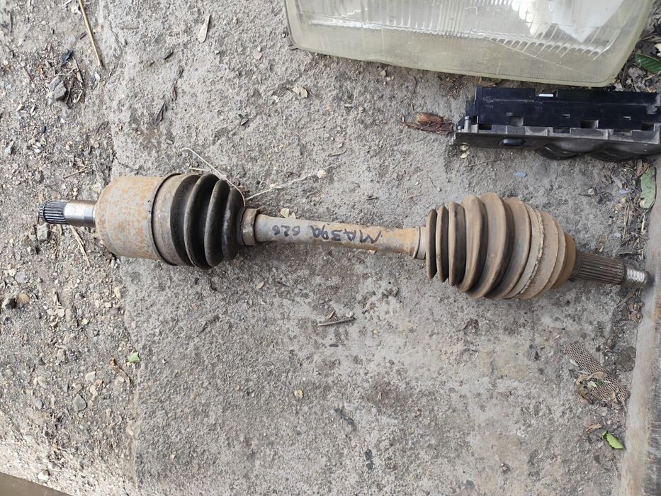 Гранаты с приводами в сборе Мазда 626