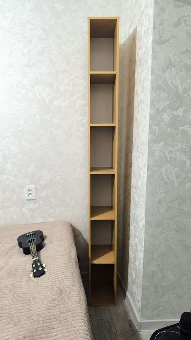 Срочно продам книжную полку