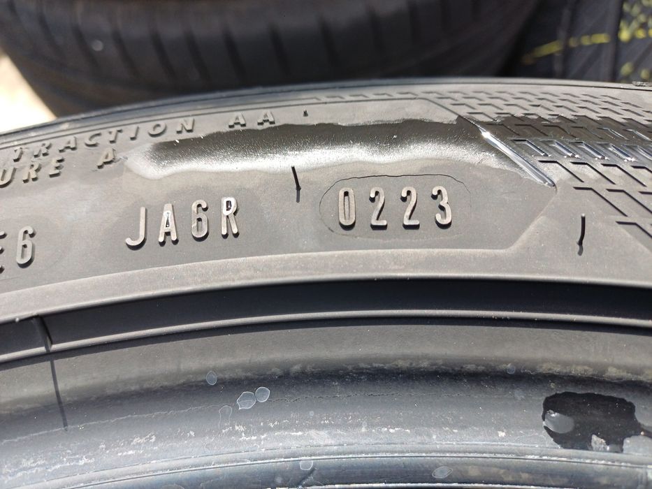 Гуми 235/45/19 Гудиар
