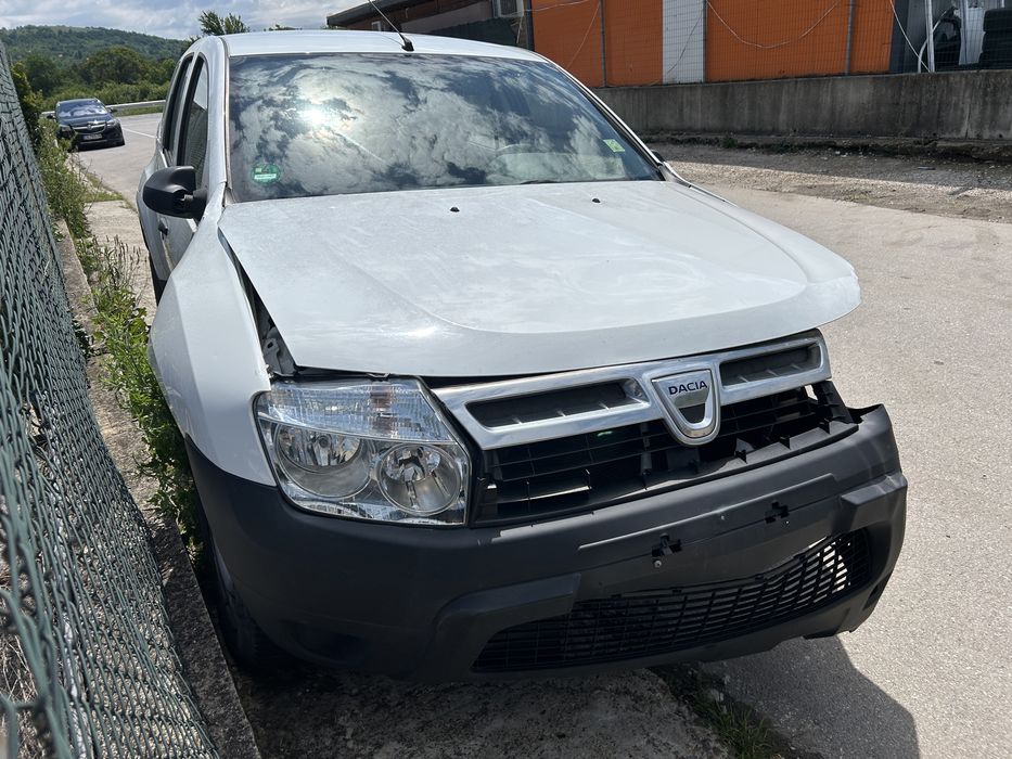 Dacia Duster 1.6бензин ЗА ЧАСТИ!