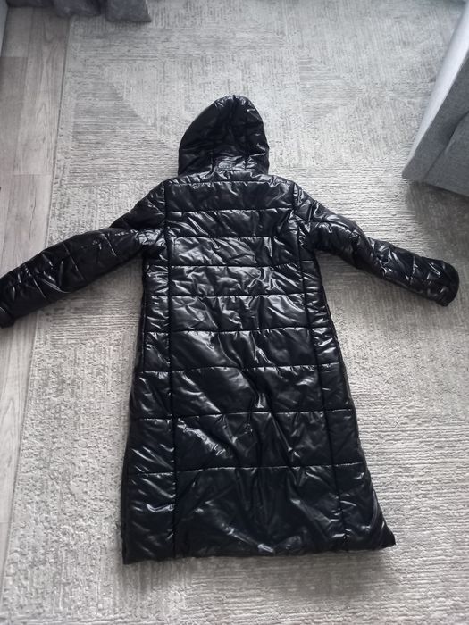 Продам куртку бу за 10000